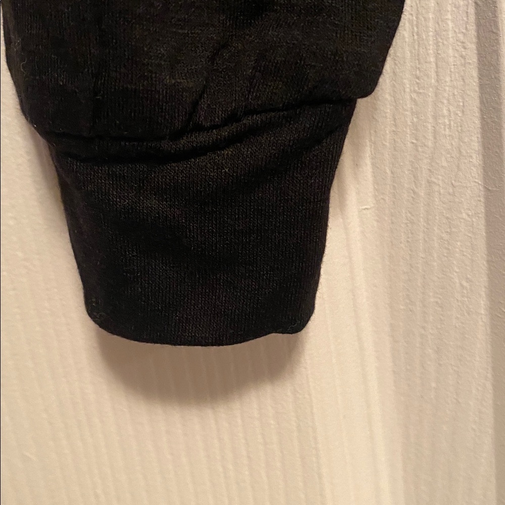 Mom’s care Black 'Be Kind' Long Sleeve Shirt…size S - Picture 3 of 5